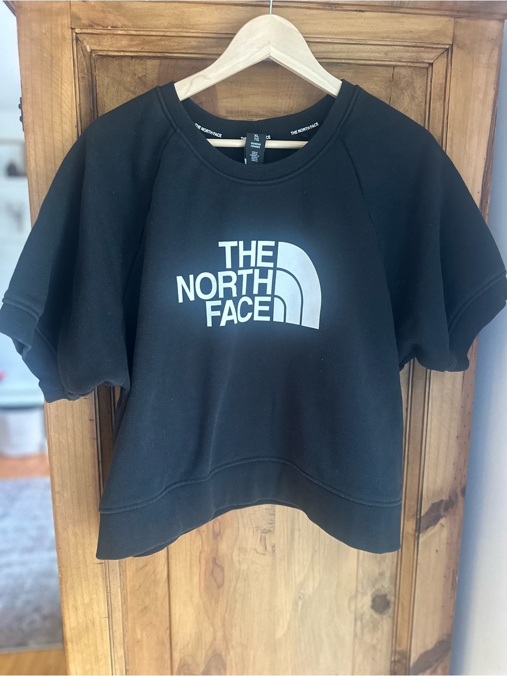 The North Face Black Short-Sleeve Sweatshirt XL